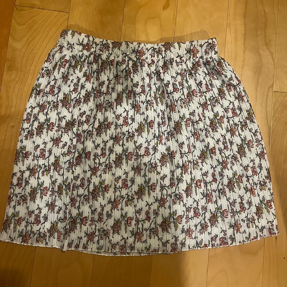 Loft floral mini skirt - size S